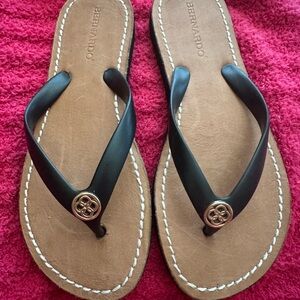 NEW Bernardo Sandals
